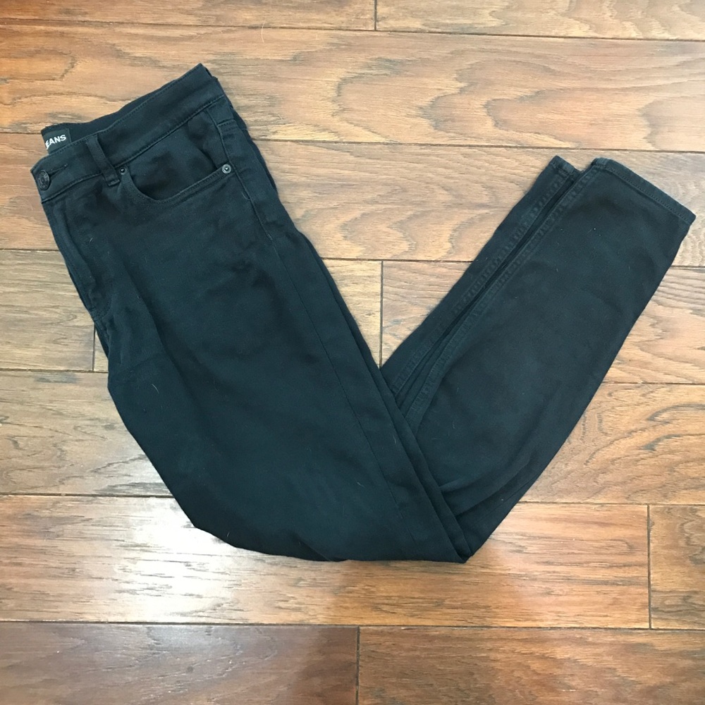 Skinny black EXPRESS jeans✨ so comfy!